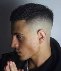 Découvrez les coiffures tendance pour homme en 2021. 140 Idees De Coupe Cheveux En 2021 Cheveux Coiffure Homme Coupe Cheveux Homme
