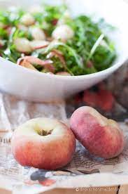 Ja, ich könnte mich hineinsetzten in den dressing so. Ruccola Pfirsich Salat Mit Mozzarella Und Schinken Oder Schade Dass Es Schon Vorbei Ist Deckschonmaldentisch