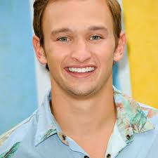 Disney Channel, Nickelodeon Actors Who Are Hot Now: Photos