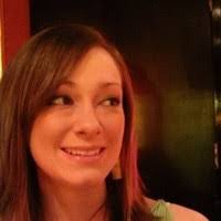 Lisa Hodson's Instagram, Twitter & Facebook