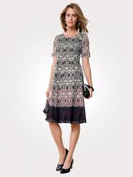 Sie haben schon die ein oder andere hochzeit besucht und dabei viele tolle hochzeitswünsche gelesen oder sogar selbst verfasst? Elegante Hochzeitsmode Fur Damen Online Mona