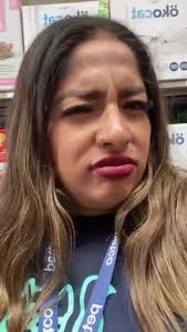 Día en PETCO: Baño Público y Experiencias Laborales