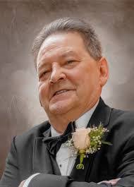 Richard Magnan's Instagram, Twitter & Facebook