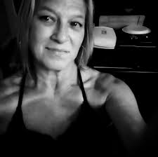 Tina Beall's Instagram, Twitter & Facebook