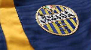 Il portale tggialloblù.it accusa lorenzo insigne di avere sputato a fine partita sul simbolo dell'hellas verona al rientro negli spogliatoi. Coronavirus Tutte Le Misure Di Sicurezza Messe In Campo Dall Hellas Calcio Hellas