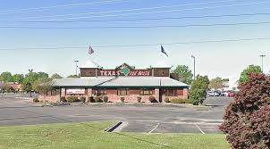 Visit us at 5620 johnston street, lafayette, la 70503. Texas Roadhouse Remains Open After 7 Workers Contract Covid 19