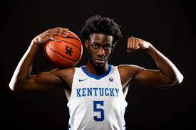 Terrence adrian clarke was an american college basketball player for the kentucky wildcats in the southeastern conference. Uk Men S Basketball Player Terrence Clarke Dies In Car Crash Mystateline Com