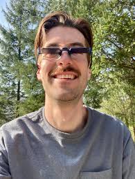 Hey I was wondering if there are any groups to play pick-up basketball  outdoors or indoors in Malaga city? Or if I go to any court, will there be  people to play