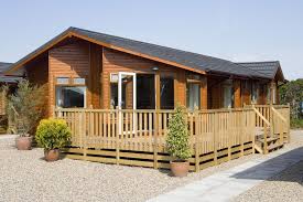 Log homes and cabins you're only a few clicks away from locating the log home or log cabin of your dreams. New Used Timber Lodges Castle Cary Holiday Park Creetown Dg8 Park Home For Sale 70 000