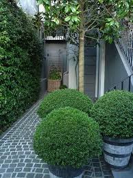 Pin By Quincy Hammond On Outdoor Garden Design Outdoor Gardens Garden Inspiration