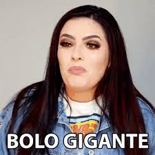 Kim Rosa Cuca Bolo Gigante GIF