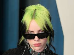 How To Do A Bold 'Root Pop' Hairstyle À La Billie Eilish