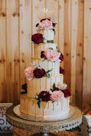 2020 Wedding Cake Trends 25 Drip Wedding Cakes Svadebnyj Tort Ekstraklassa Osennie Svadebnye Torty Svadebnye Torty V Zolotom Cvete