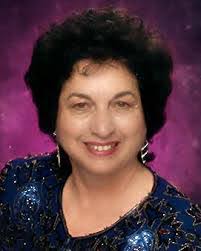 Camilla Richards's Instagram, Twitter & Facebook