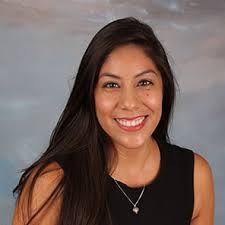 Kimberly Loza's Instagram, Twitter & Facebook