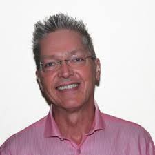 Mitarbeitende von Adaptron GmbH