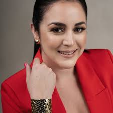 Jessie Espinal's Instagram, Twitter & Facebook