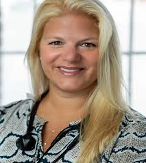 Smarter. Stronger. Together. Expert Guidance, Tools, and Resources to  Optimize the Care of Patients With HER2-Negative Early-Stage Breast Cancer 