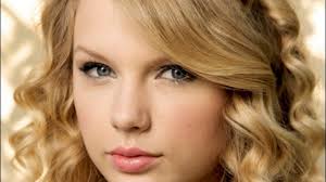 طريقة صبغ الشعر باللون الأشقر Blonde Hair Color Blonde Hair Hair Color