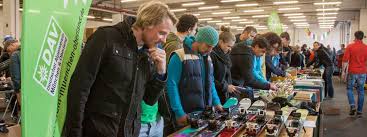 Privater flohmarkt hausräumung mit allen angeboten von www auf dem kult turm areal in brunnen sz findet am sonntag dem 16. Der Flohmarkt Guide Fur Munchen Tipps Und Infos