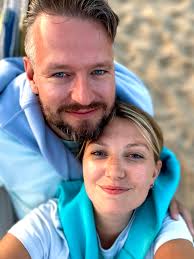 Can someone make my beard gray