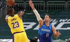 .los angeles lakers memphis grizzlies miami heat milwaukee bucks minnesota timberwolves nba g league new orleans pelicans new york knicks oklahoma city thunder orlando magic. Lakers Vs Bucks Lebron James Called Clutch 3 Pointer Fans Loved It