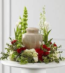 Flowers Online Ftd Com Send Flowers Plants Gifts Same Day Flower Delivery Urn Arrangements Funeral Floral Arrangements Funeral Flower Arrangements