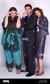 WILL & GRACE, (l to r): Carmyn Manheim as Psychic Sue, Eric McCormack,  Debra Messing, 'Gypsies, Tramps and Weed', (Season 3 Stock Photo