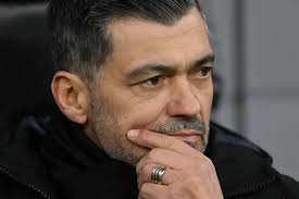 حتى اللحظه الأقرب لتولى القيادة الفنية ل الأهلى باولو بينتو أو سيرجيو  كينسيساو