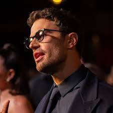 Alex Mazzola's Instagram, Twitter & Facebook