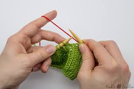Sign up to receive updates on new. How To Yarn Over Knitwise Purlwise For Beginners Easy Tutorial