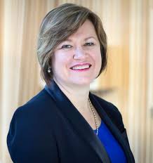 Lack of women at the top needs to change