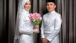 Zahida zarik khan ketua pergerakan puteri umno malaysia. Zahida Zarik Khan Kahwin