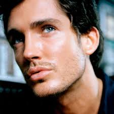 Anthony Anderson (@rawmodel)