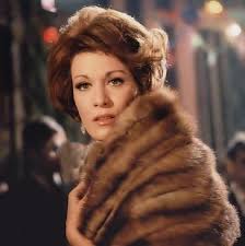 Μετάβαση στην πλοήγηση πήδηση στην αναζήτηση. Dyskoles Wres Gia Th Mairh Xronopoyloy Eimai Reporter Cyprus Celebrity