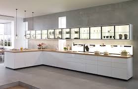 Cocina blanca y encimera madera. Cocinas Blancas Con Encimera De Madera Un Contraste Que Gusta Cocinas Emjusa