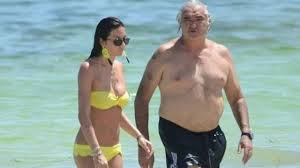 Check spelling or type a new query. Briatore Gregoraci Botta E Risposta Da Scoop Sulla Love Story Passata