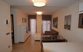 3 schlafzimmer apartment mit einbauschränken, 1 badezimmer, ausgestattete unabhängige küche und wohnzimmer, terrasse und balkon. Wohnung Zur Miete Im Zentrum Von Santa Cruz De Tenerife Santa Cruz De Tenerife Teneriffa