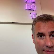 Gavin Bernard (@gavin_bernard)