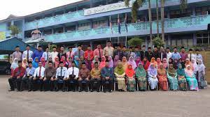 Informasi penting bagi semua calon yang layak menduduki ujian kelayakan kemasukan tingkatan 1 sekolah menengah agama negeri johor (smanj) sesi 2021 Sekolah Menengah Agama Kerajaan Johor Kluang Home Facebook
