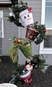 The grinch stealing christmas decorations from your yard. Outdoor Christmas Decoration Ideas Easy Outdoor Christmas Decorating