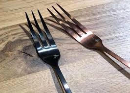 Service De 6 Fourchettes A Fondue En Acier Cuivre Avec Cerf Grave Par Les Sculpteurs Du Lac Cuivre Acier Les Sculpteurs