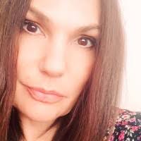 300+ "Julia Sutton" profiles