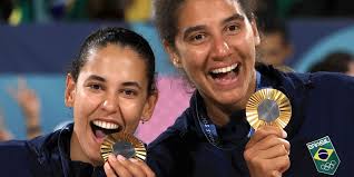 Paris 2024: Duda e Ana Patrícia conquistam o ouro no vôlei de praia