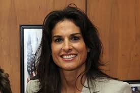 Gabriela Sabatini Accepts 2017 CQS Jean Borotra Award