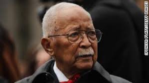 Timothy Brown, NFL star and 'M*A*S*H' actor, dies at 82