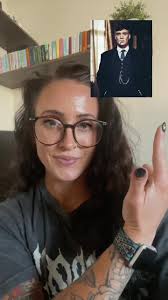 You better believe my fuzzy black hair is in honor of Sara. #ambereads  #neverafterseries #scarredbook #emilymcintire #darkromancebooks  #cillianmurphy #bookboyfriends #darkromancerec ##bookfancast