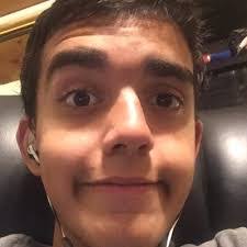 Larry Limon's Instagram, Twitter & Facebook