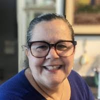 Isabel Coelho's Instagram, Twitter & Facebook