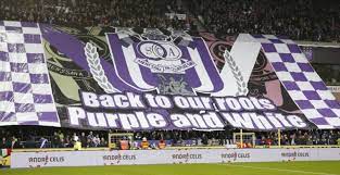 Hét belgisch krantenoverzicht met de krantenkoppen van meer dan 120 kranten en nieuwsbronnen. Opvallende Naam Duikt Op Bij Beloften Van Rsca Einde Brussels Avontuur Nabij Voetbalprimeur Be